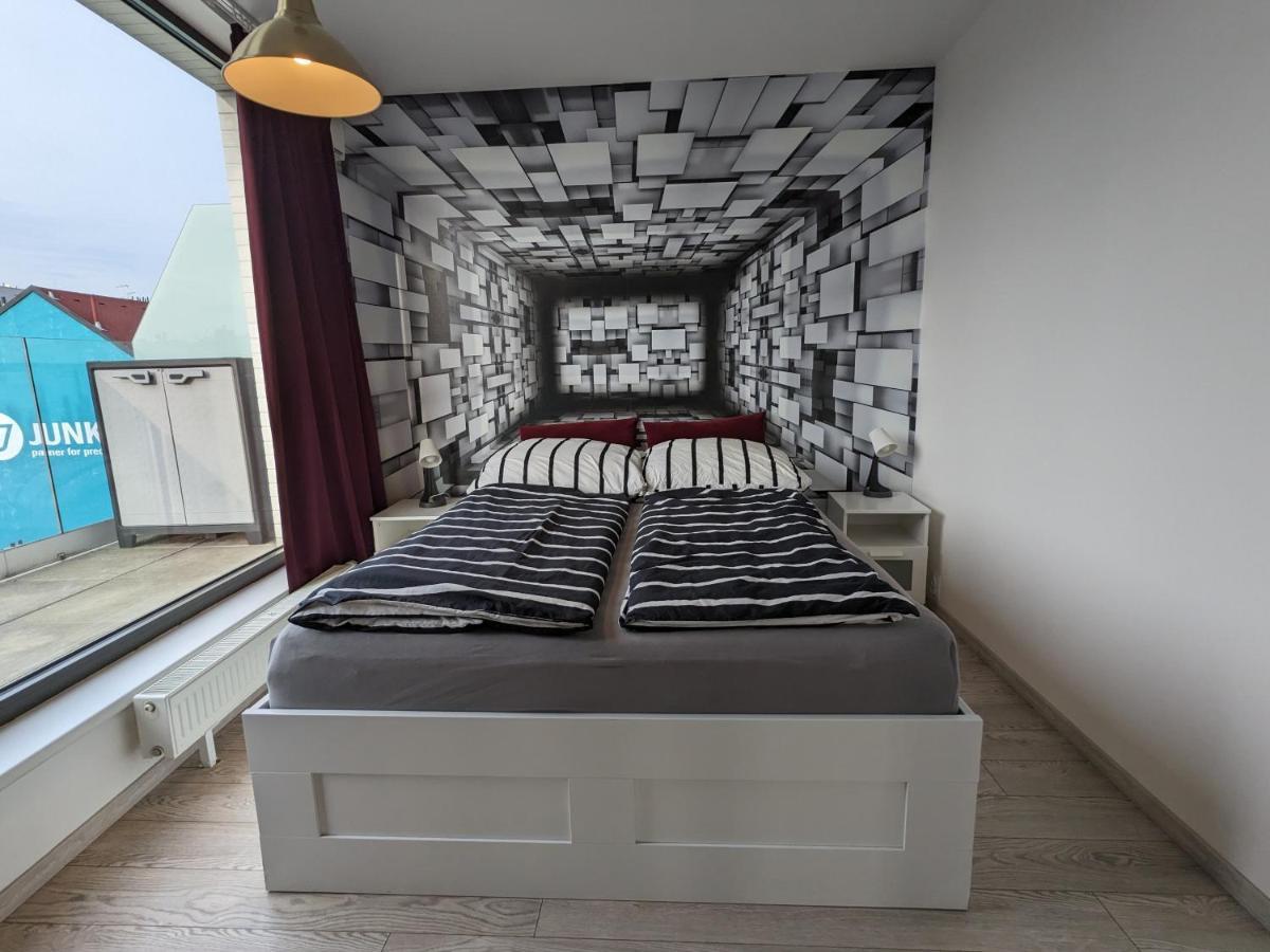 Cozy Apartment With Big Terrace In Central Prague - Karlin Eksteriør billede