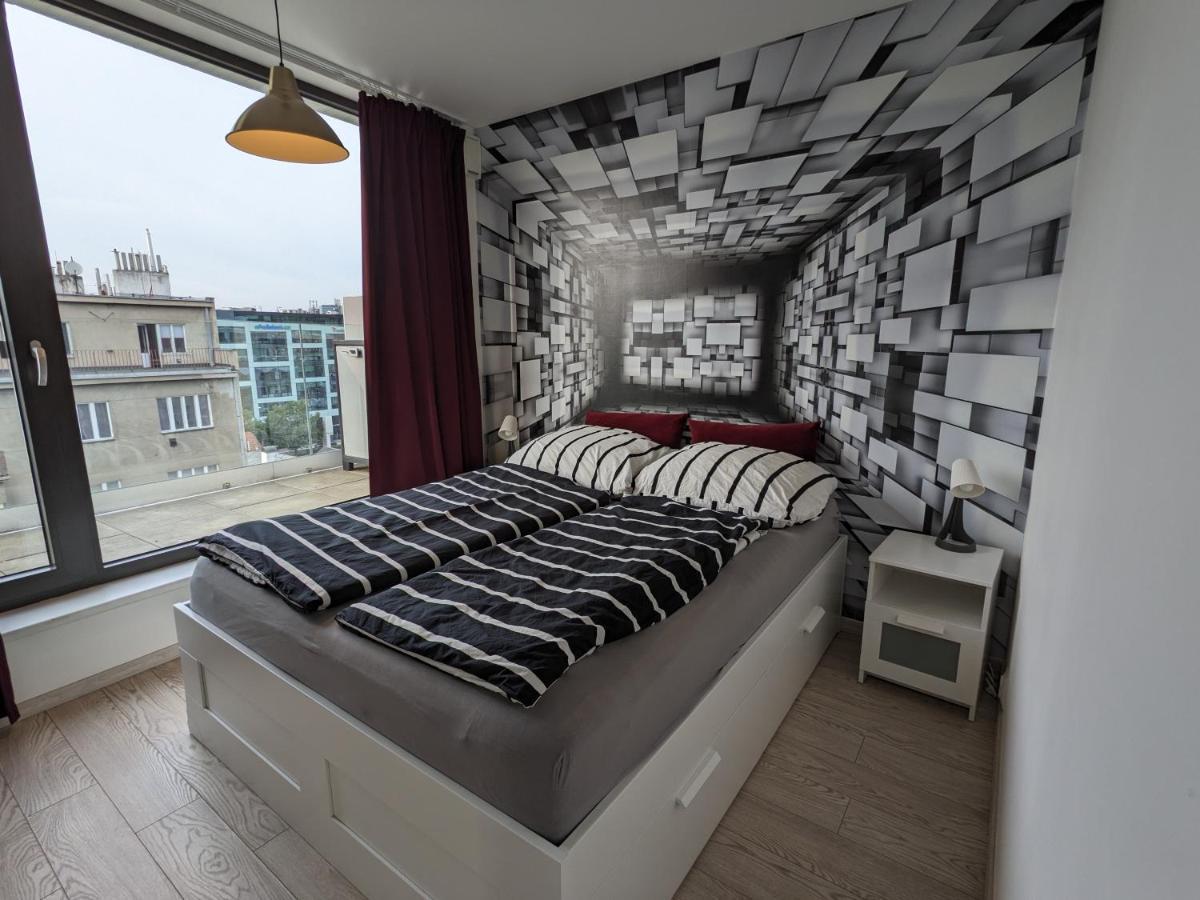 Cozy Apartment With Big Terrace In Central Prague - Karlin Eksteriør billede