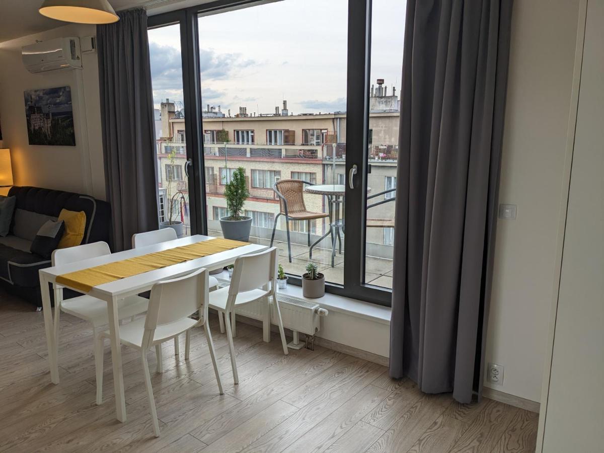 Cozy Apartment With Big Terrace In Central Prague - Karlin Eksteriør billede